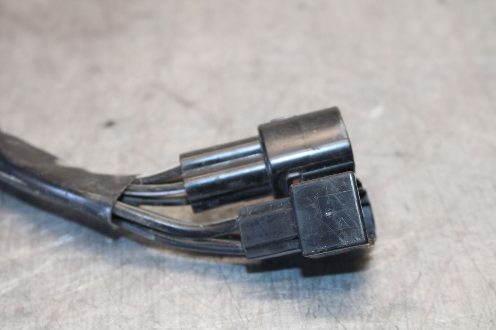 11-24 SUZUKI GSXR750 OEM RECTIFIER VOLTAGE REGULATOR BB687
