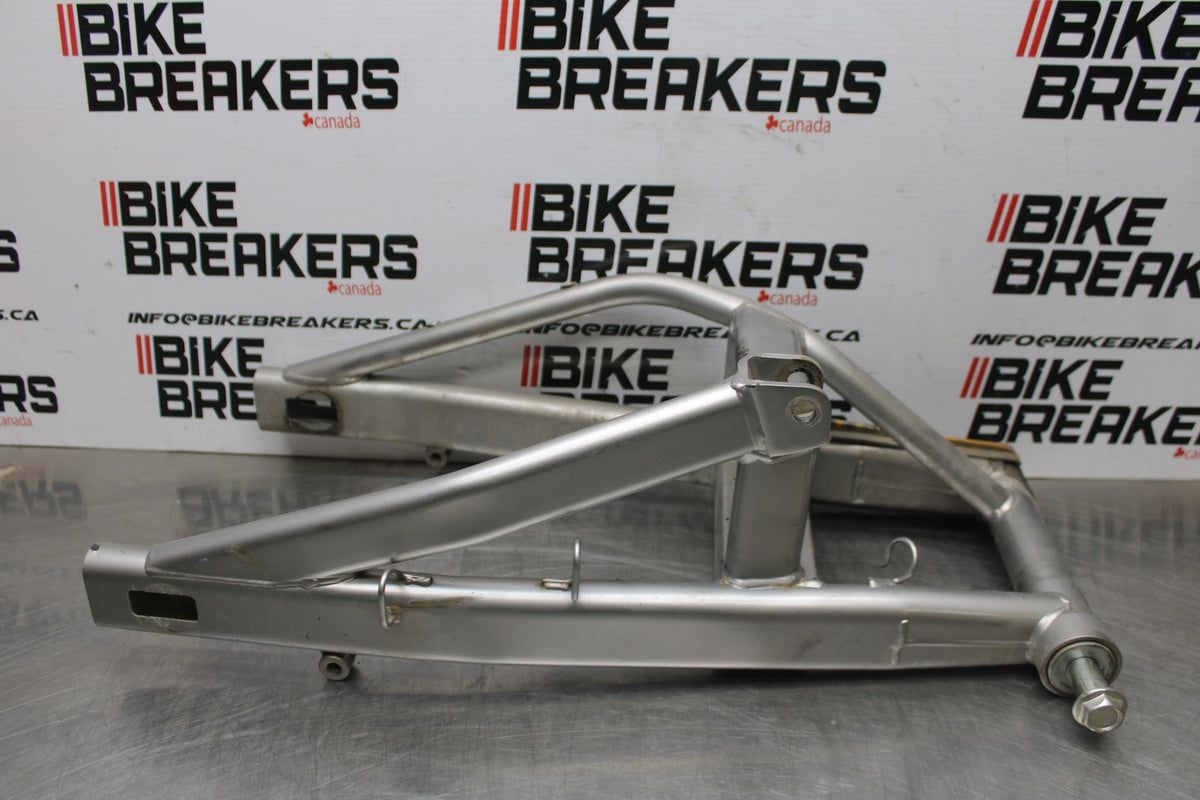 07 KAWASAKI NINJA 650 EX650 REAR SWINGARM BACK SUSPENSION SWING ARM BB844
