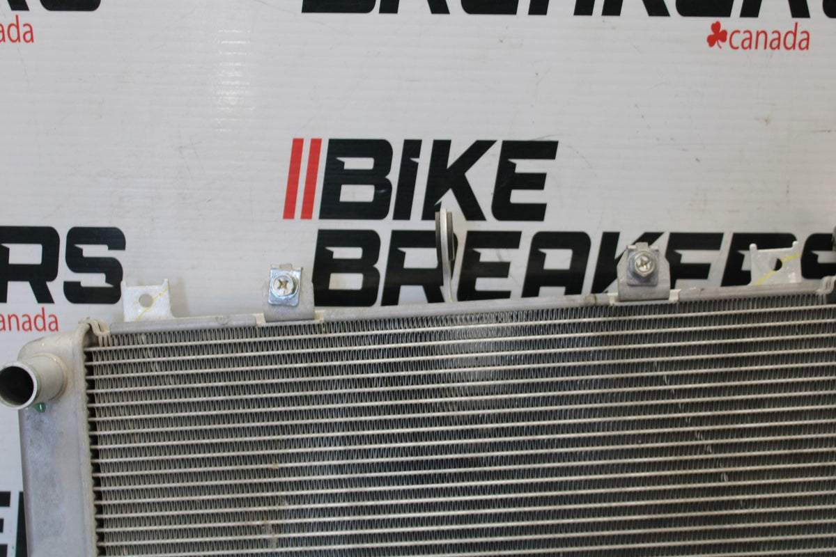 23 KAWASAKI NINJA 650 EX650 ENGINE RADIATOR MOTOR COOLER COOLING RADIATER BB920