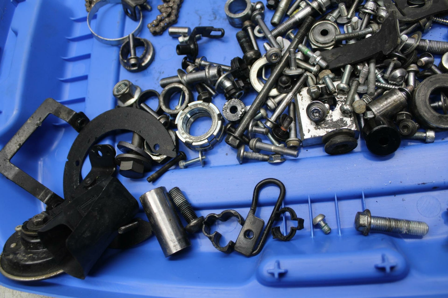 16-21 YAMAHA XSR900 ENGINE MOUNTING BOLTS HARDWARE MOTOR SCREWS BB370