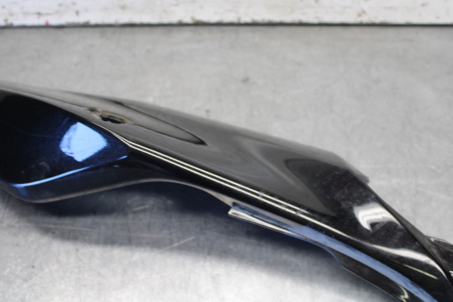 19-22 KAWASAKI Z400 LEFT REAR BACK TAIL FAIRING COWL SHROUD BB708