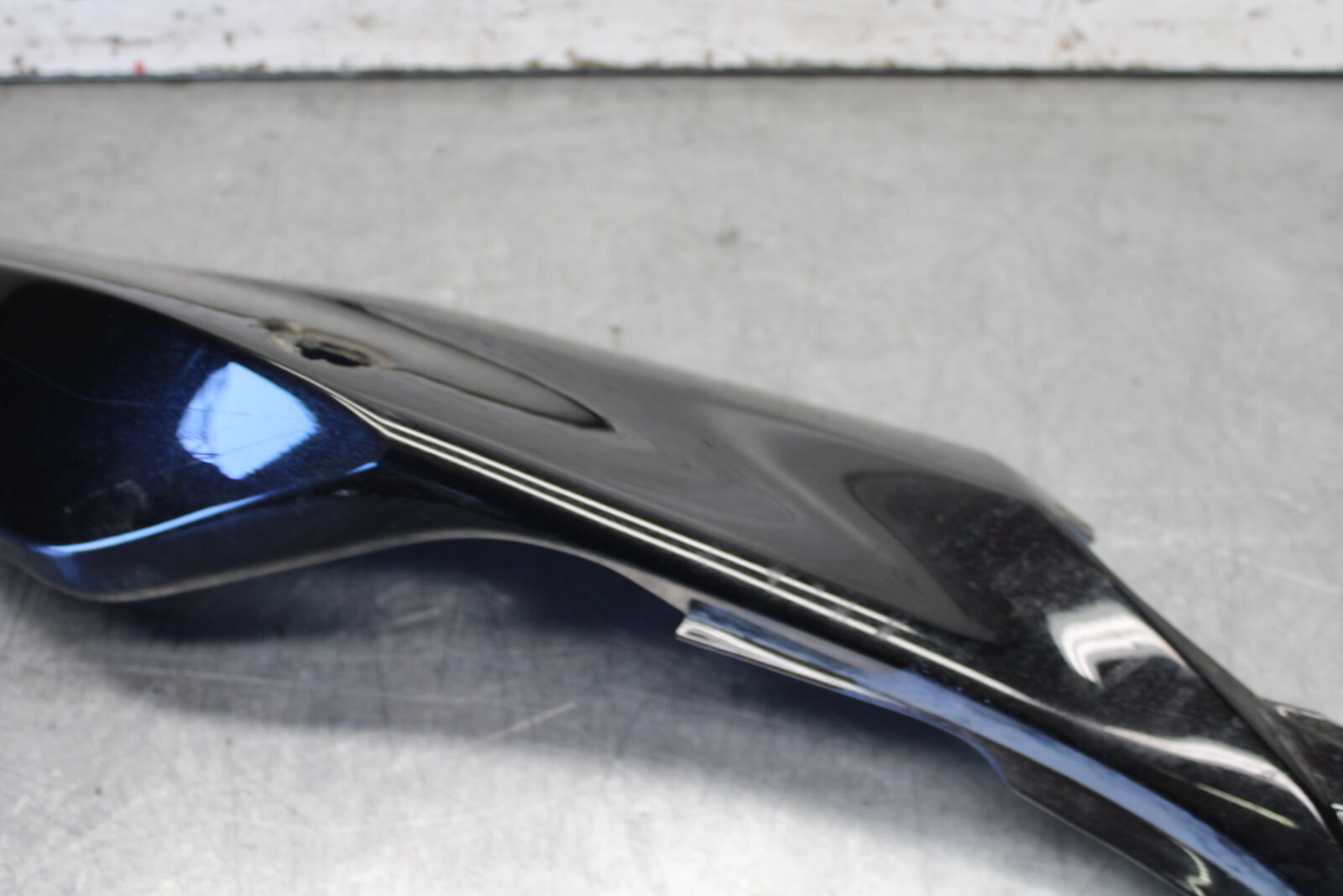 19-22 KAWASAKI Z400 LEFT REAR BACK TAIL FAIRING COWL SHROUD BB708