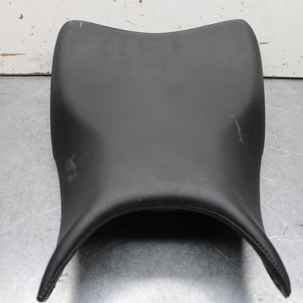 15-18 HONDA CB300FA FRONT DRIVERS SEAT PAD SADDLE PILLION BB646