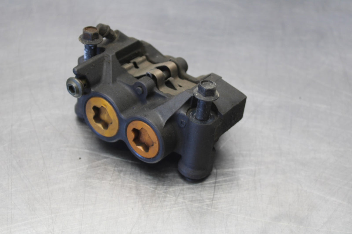 05 YAMAHA YZF R6 RIGHT LEFT FRONT BRAKE CALIPER SET PAIR CALIPERS BB858