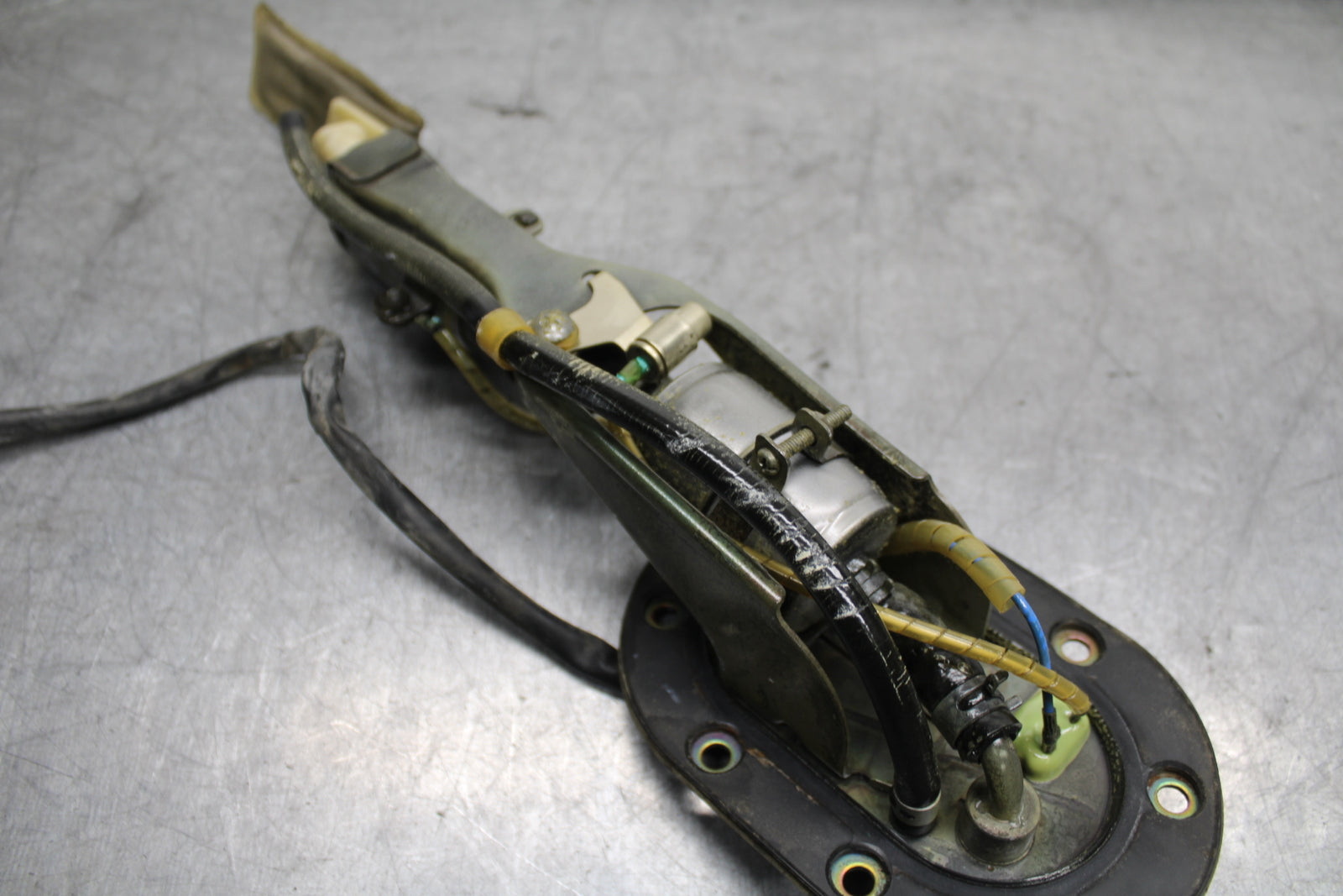02-04 HONDA VTX1800S FUEL GAS PUMP BB712