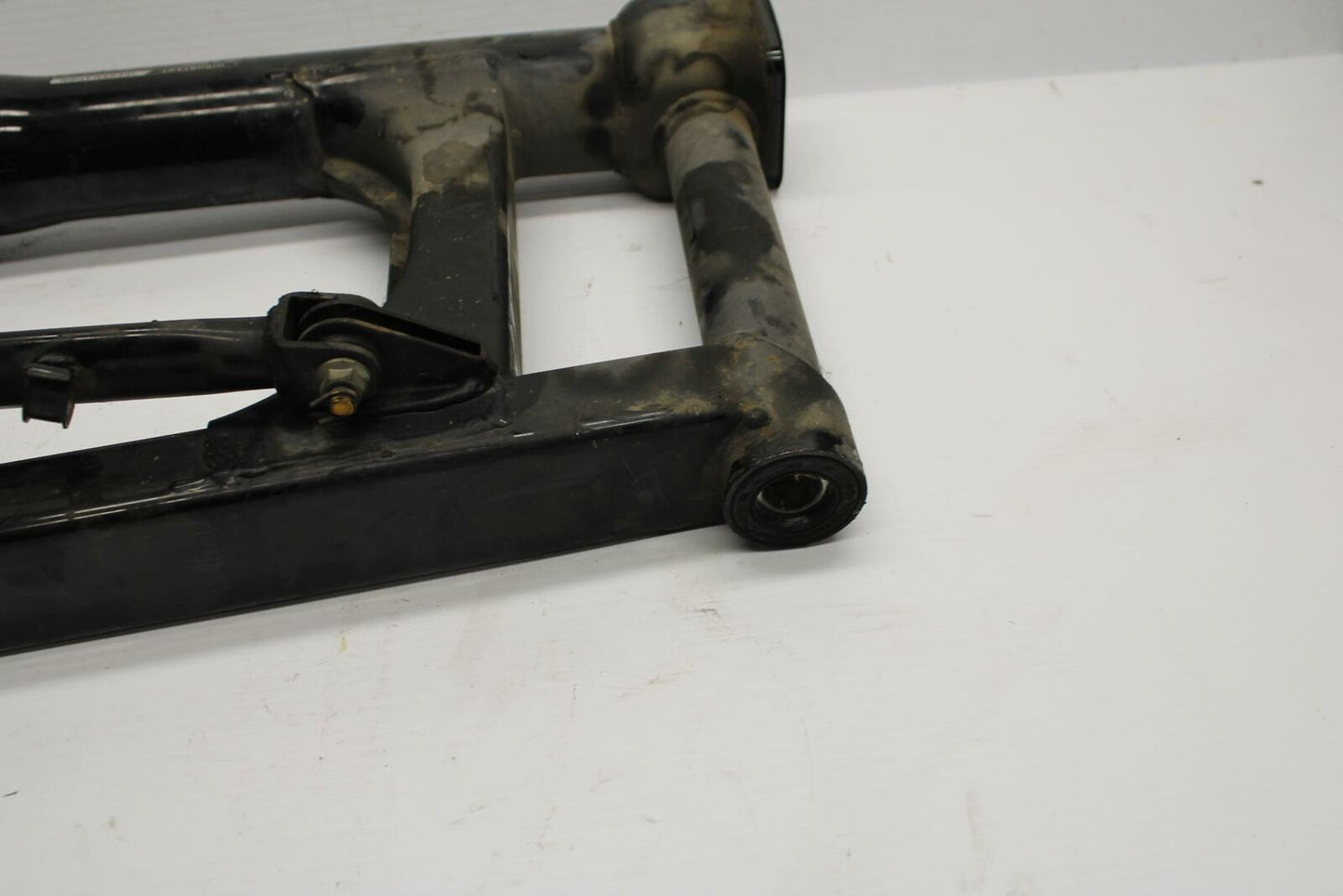 83-86 HONDA V65 MAGNA REAR SWINGARM SUSPENSION ARM BB236