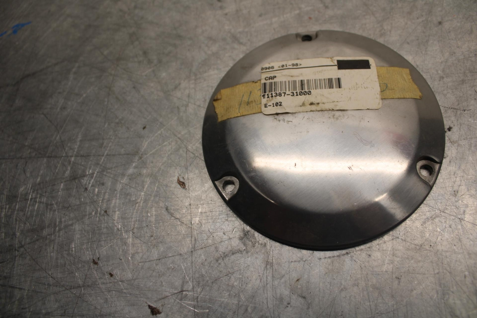 1976 Suzuki GT750 CLUTCH SIDE ENGINE MOTOR COVER 1387-31000 BB33