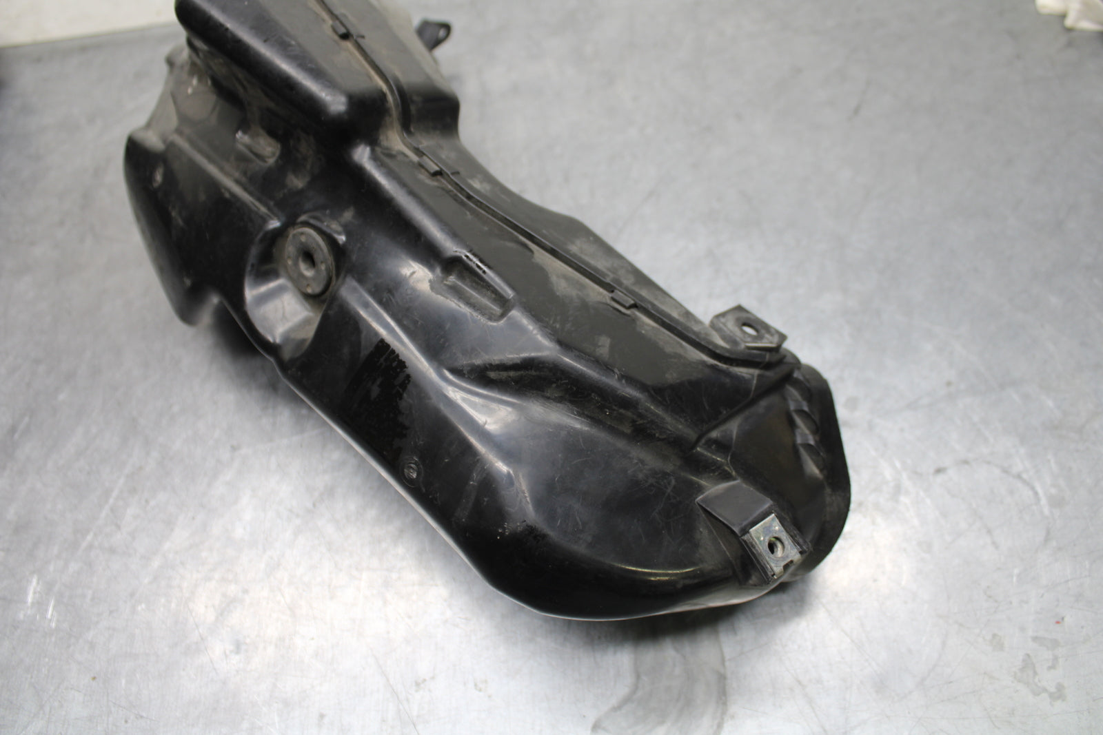 08-10 SUZUKI GSXR 600 RIGHT LEFT AIR INTAKE DUCTS BB132
