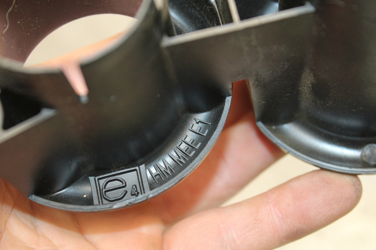 03-04 HONDA CBR600RR AIRBOX INTAKE VELOCITY STACKS BB134