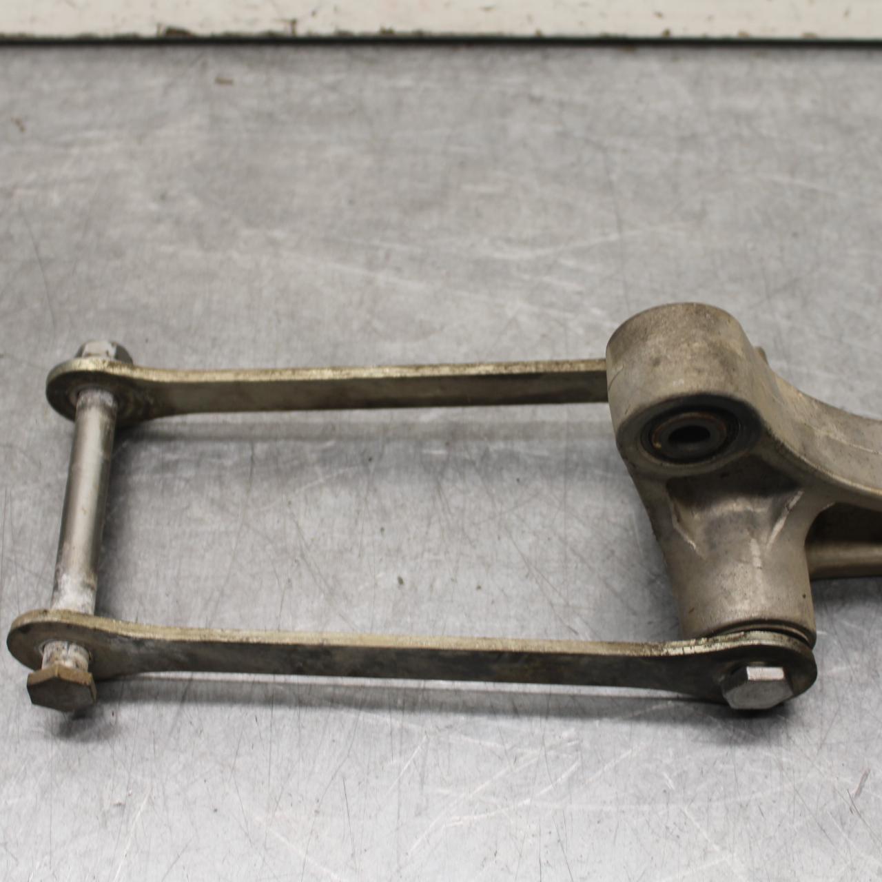 21 KAWASAKI NINJA ZX6R REAR DOGBONE SHOCK LINKAGE LINK BB647