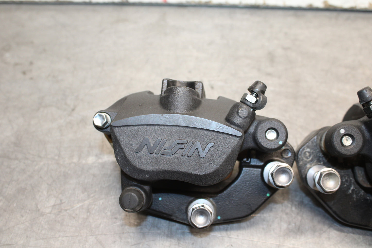 18-24 KAWASAKI NINJA 650 RIGHT LEFT FRONT BRAKE CALIPER SET PAIR CALIPERS BB725