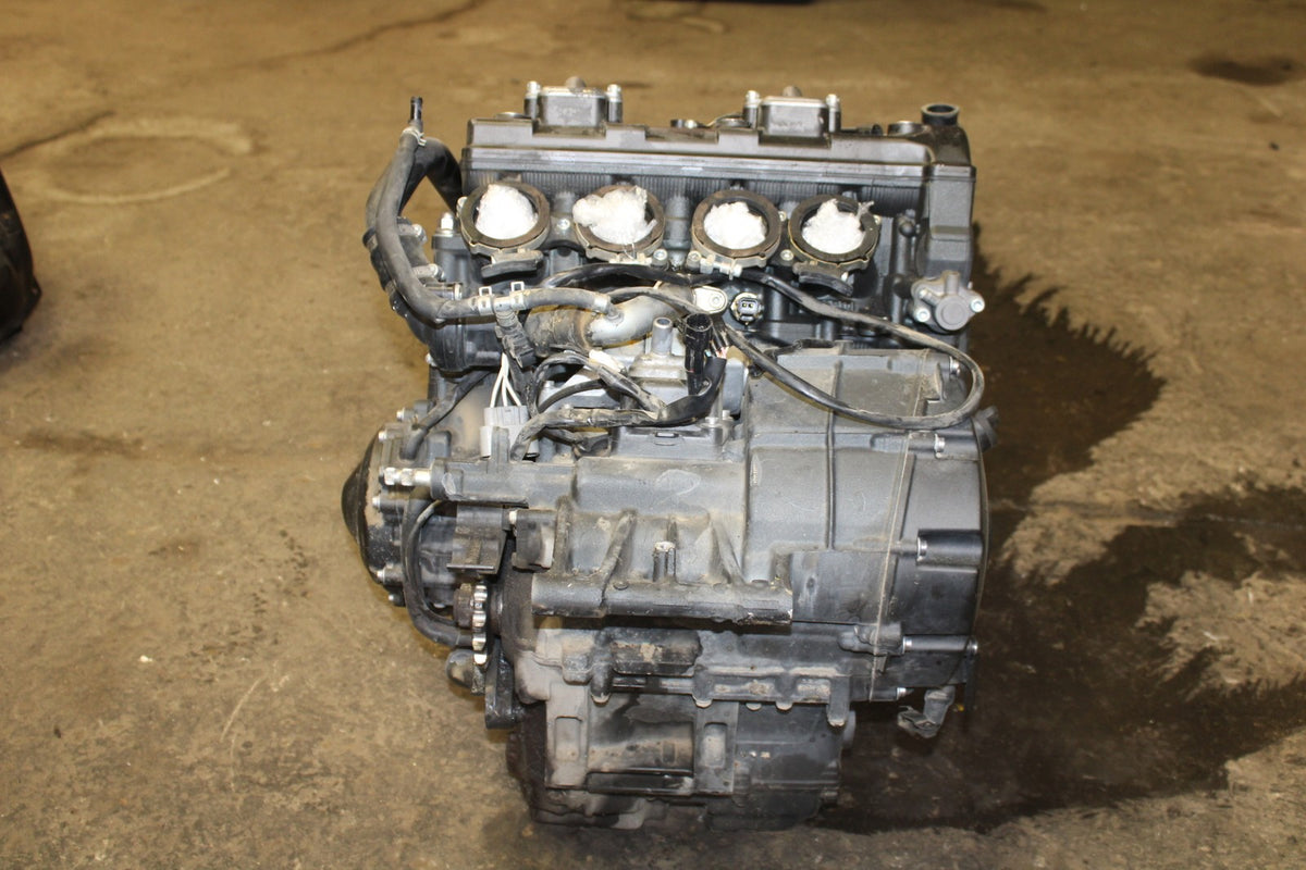 13 YAMAHA YZF R1 ENGINE MOTOR BB781
