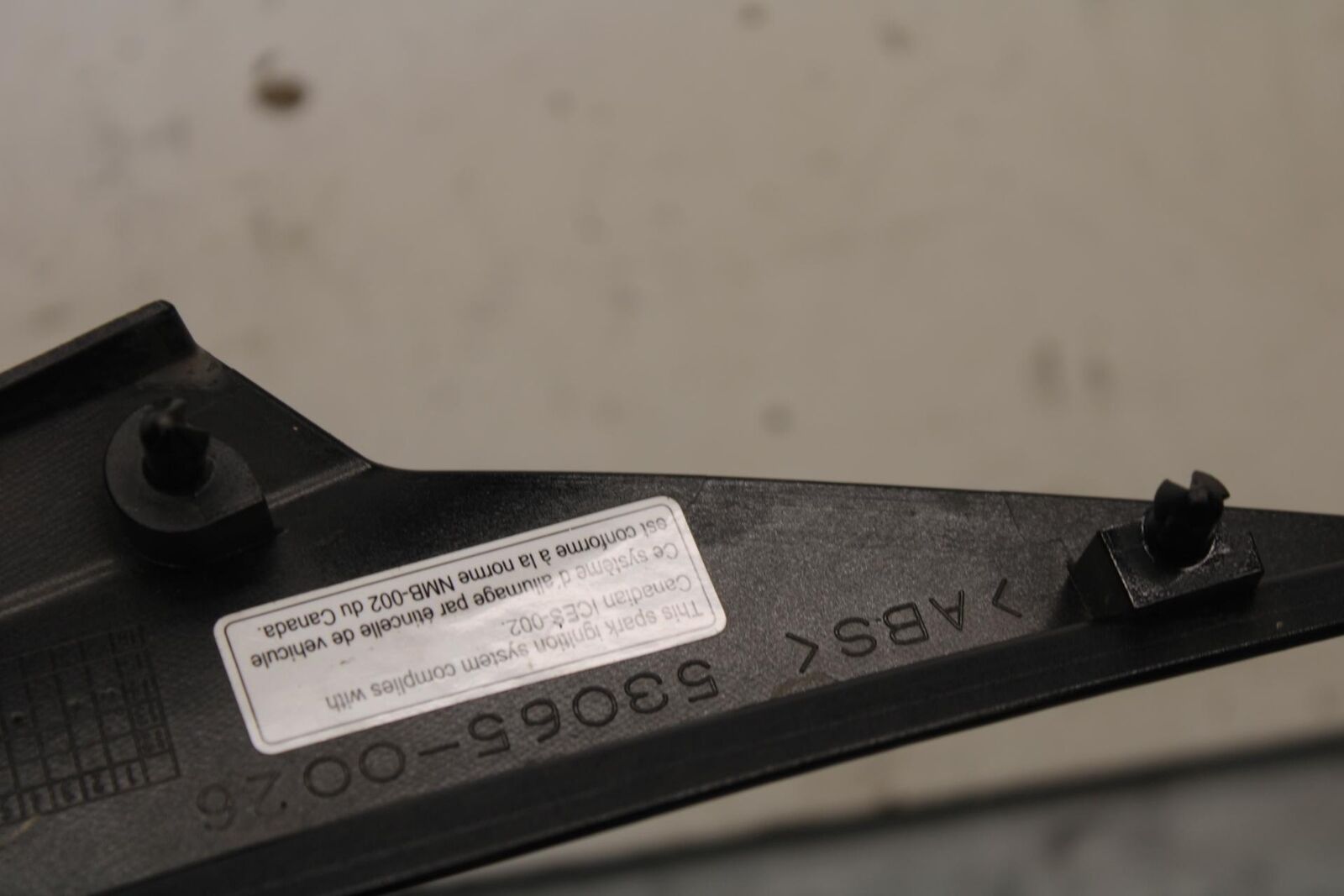 15-16 KAWASAKI EX300 LEFT FRONT SIDE SEAT SADDLE PANEL TRIM COWL FAIRING BB635