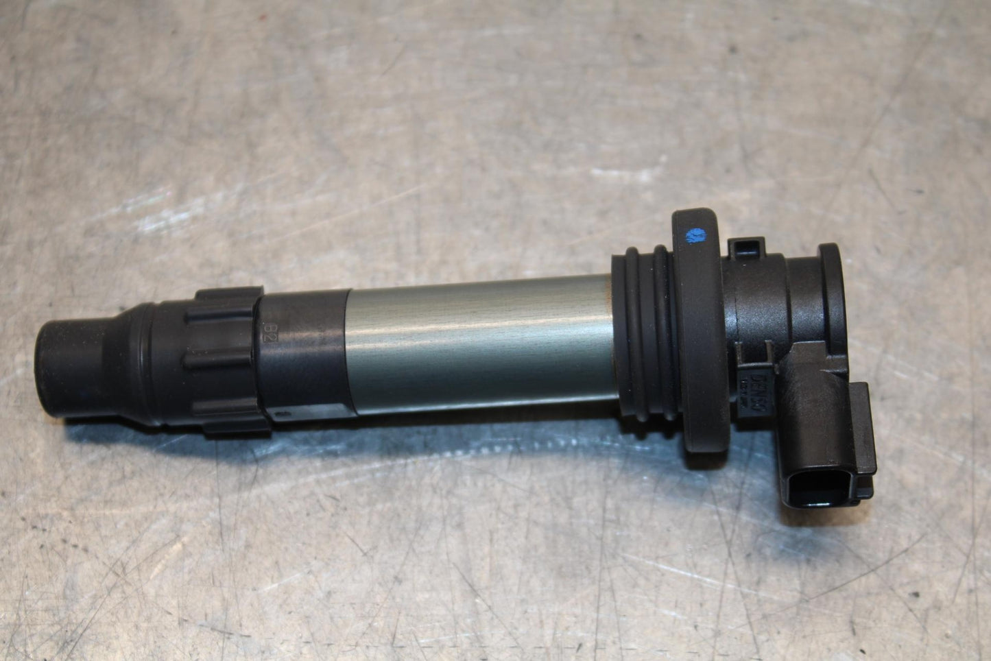 19-22 KAWASAKI Z400 IGNITION COILS COIL SPARK PLUG CAPS BB70