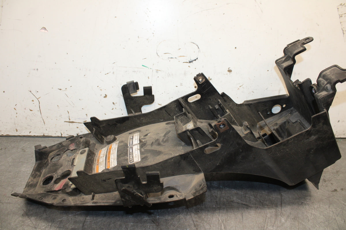 09-15 YAMAHA FZ6R REAR UNDERTAIL BATTERY TRAY PLASTIC 20S-21611-00-00  BB719