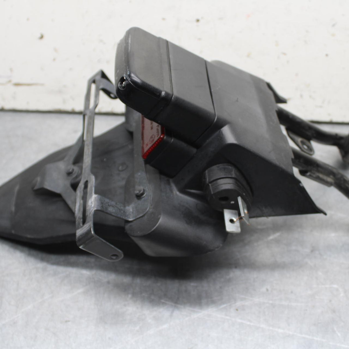 15-18 HONDA CB300FA REAR BACK FENDER MUD GUARD BB646