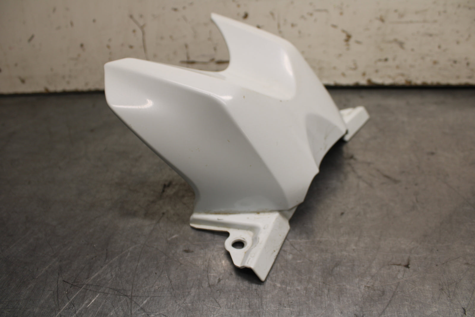 15-16 HONDA CB300F FRONT GAS TANK FUEL CELL FAIRING COWL COVER TRIM BB740