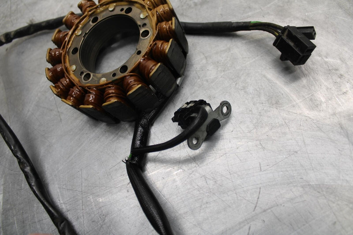 1998 Suzuki TL1000S STATOR GENERATOR ALTERNATOR MAGNETO BB508