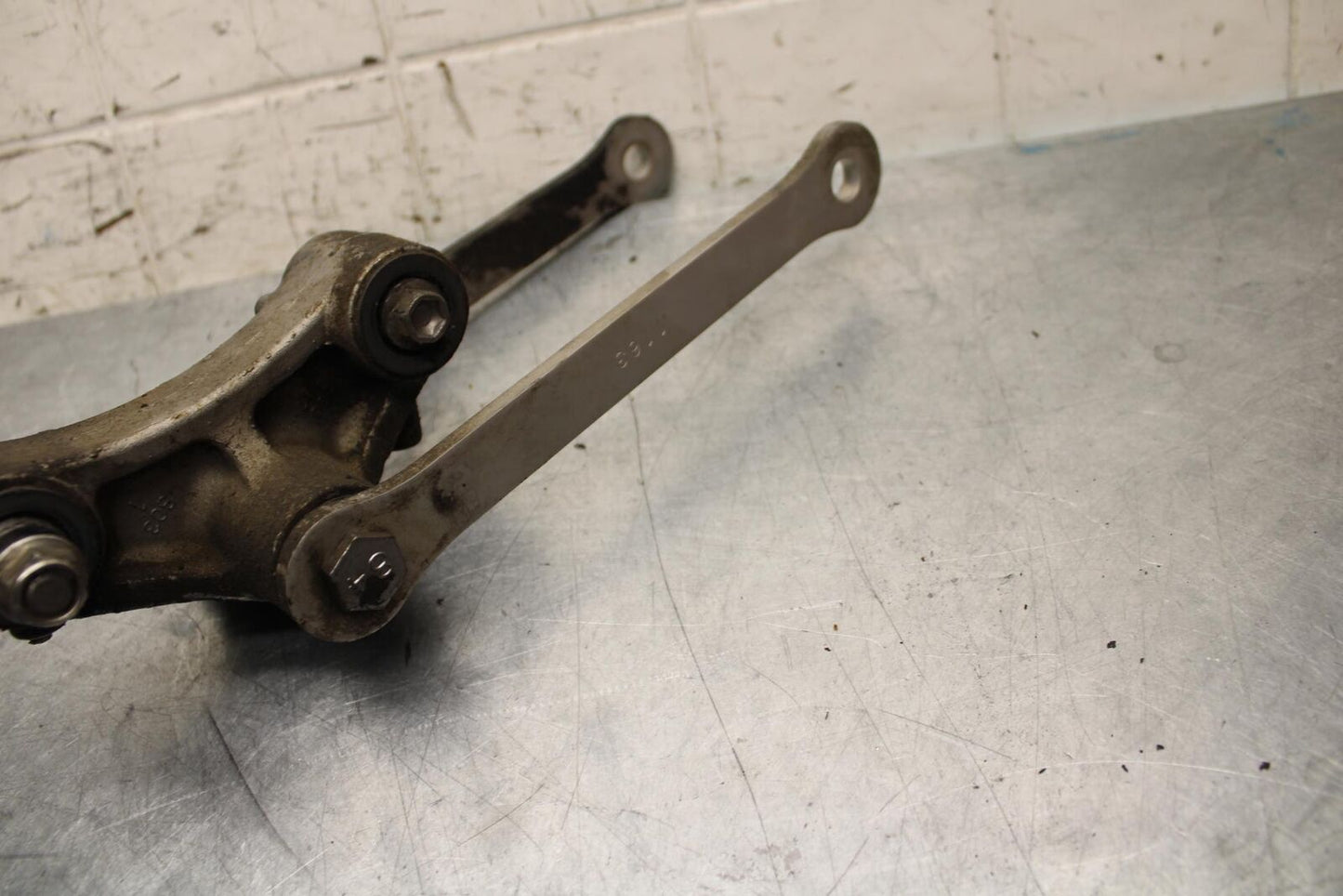 2003 Kawasaki Ninja ZX6RR ZX600K REAR DOGBONE SHOCK LINKAGE LINK BB66