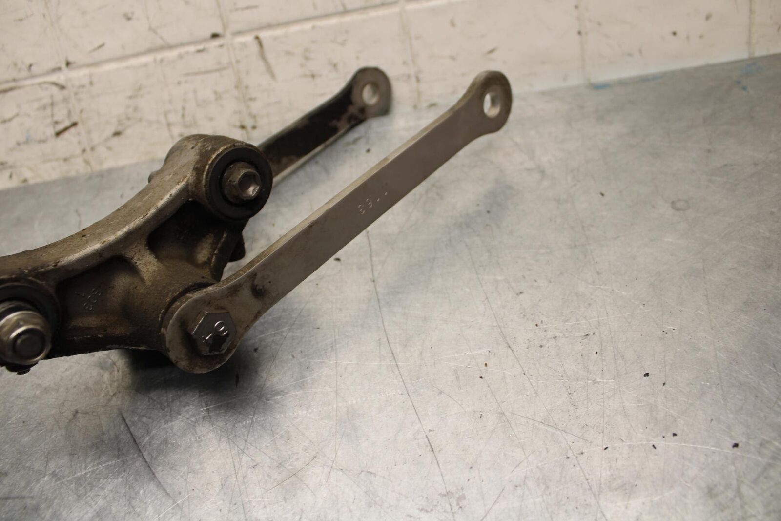 2003 Kawasaki Ninja ZX6RR ZX600K REAR DOGBONE SHOCK LINKAGE LINK BB66