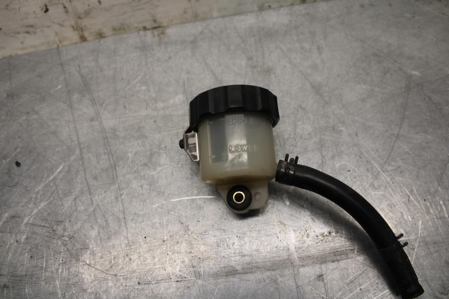 07-08 YAMAHA YZF R1 FRONT BRAKE MASTER FLUID RESERVOIR TANK BOTTLE BB483