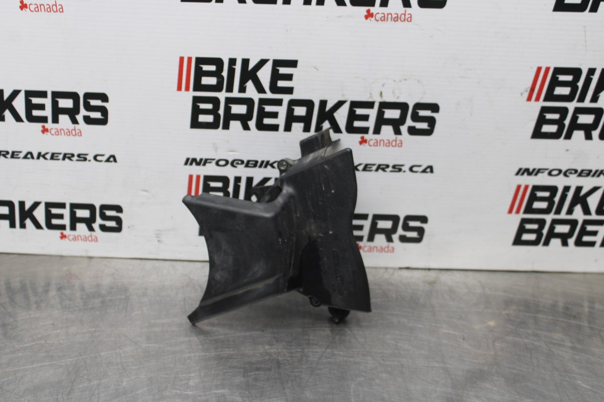 18 HONDA CB500F ENGINE SPROCKET COVER BB861
