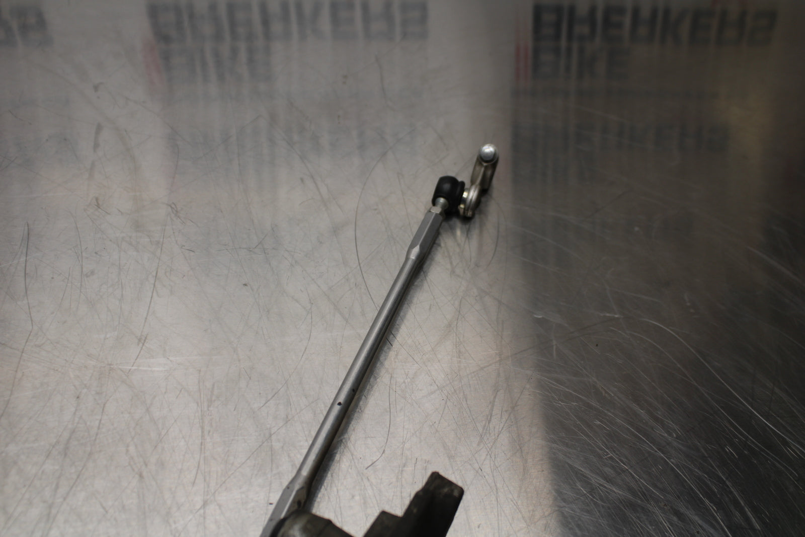 11 SUZUKI GSXR1000 SHIFTER LINKAGE SHIFT LINK PEDAL BB142
