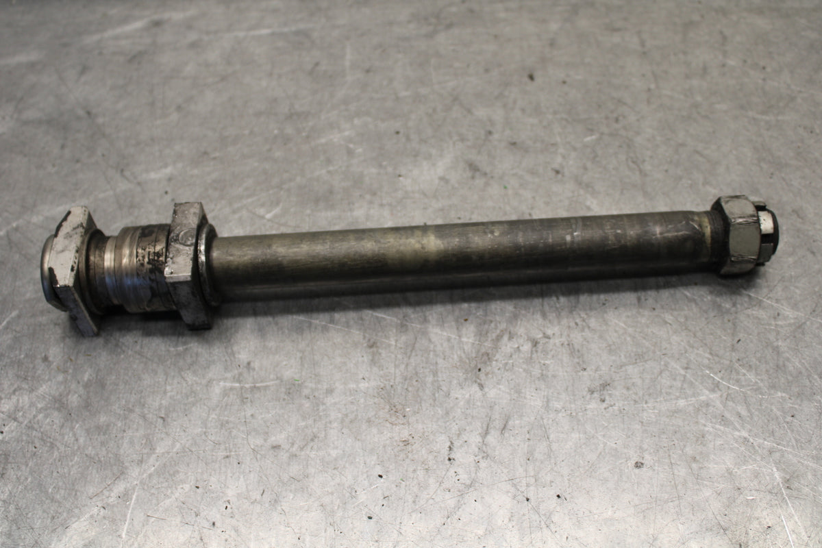 09-12 KAWASAKI NINJA ZX6R ZX600R REAR AXLE BACK WHEEL RIM PIVOT BOLT AXEL BB656