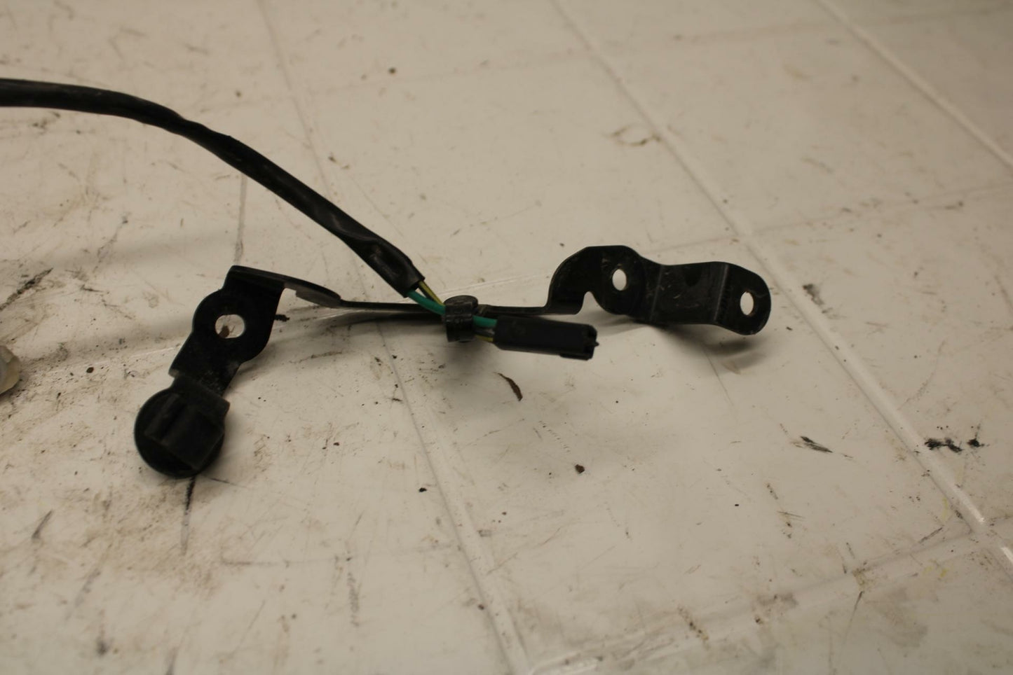 19-20 KAWASAKI NINJA ZX6R ZX636 LEFT REAR TURN SIGNAL LIGHT INDICATOR BB407