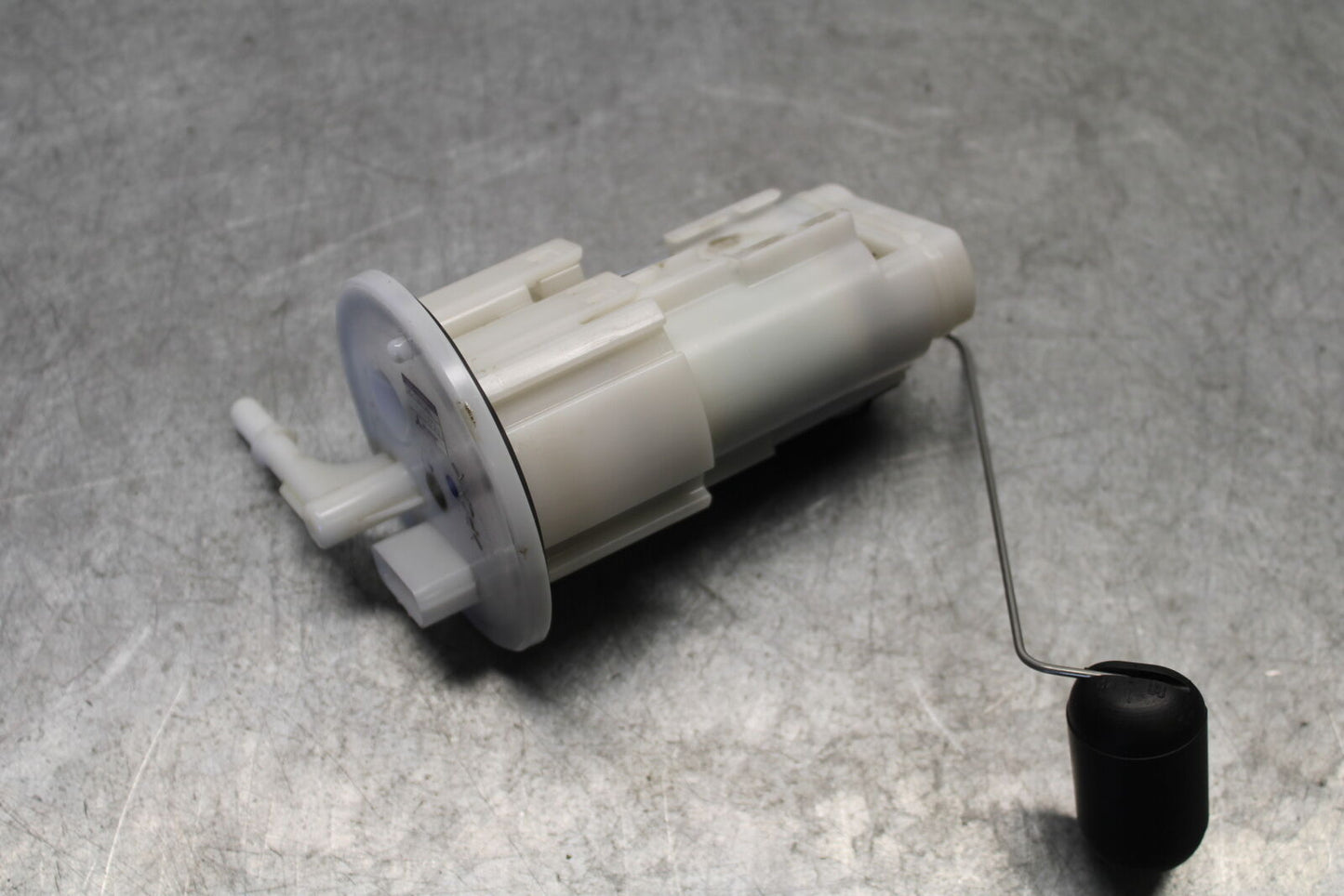 21-24 YAMAHA MT-07 FUEL PUMP GAS PETROL SENDER UNIT BB662