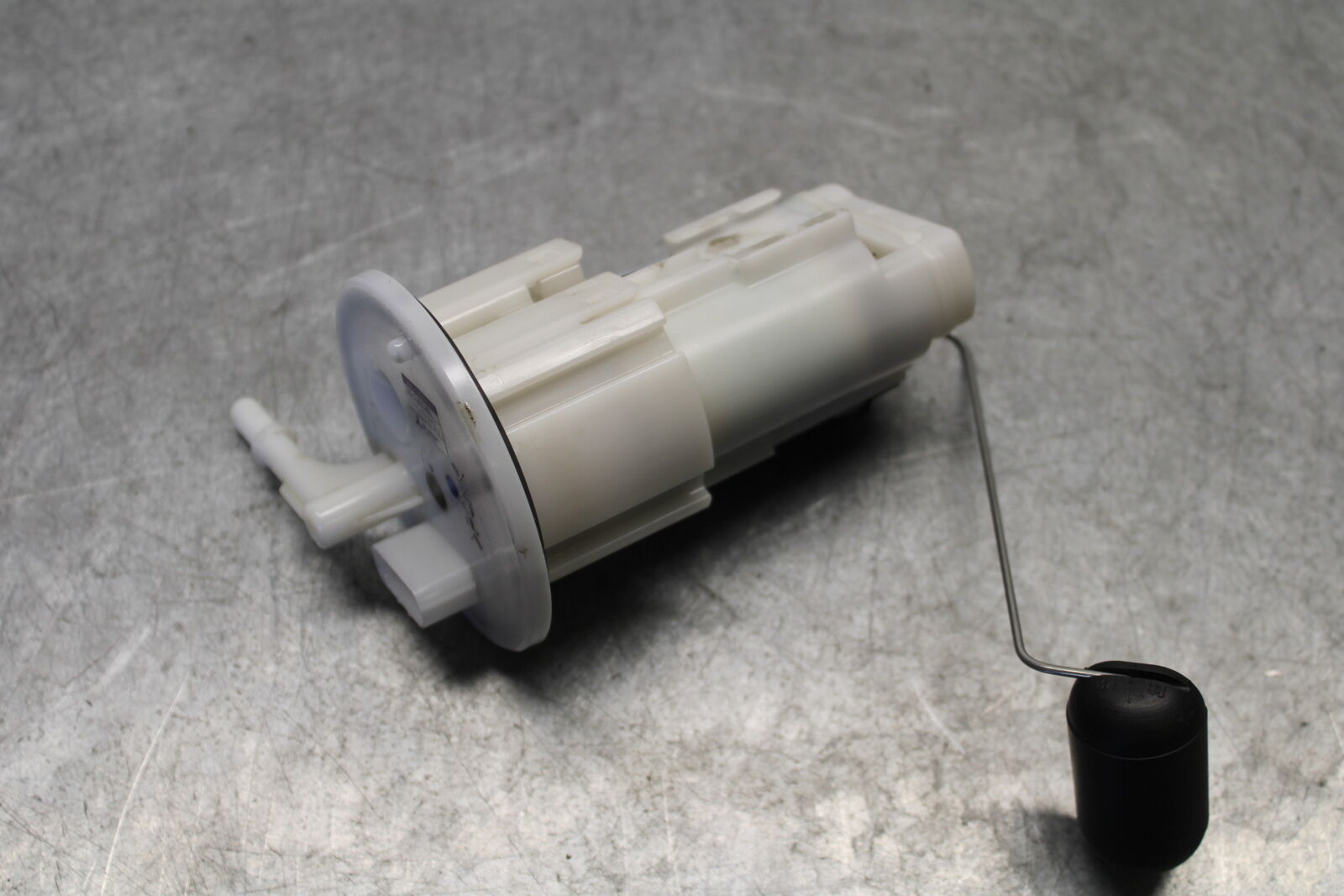 21-24 YAMAHA MT-07 FUEL PUMP GAS PETROL SENDER UNIT BB662
