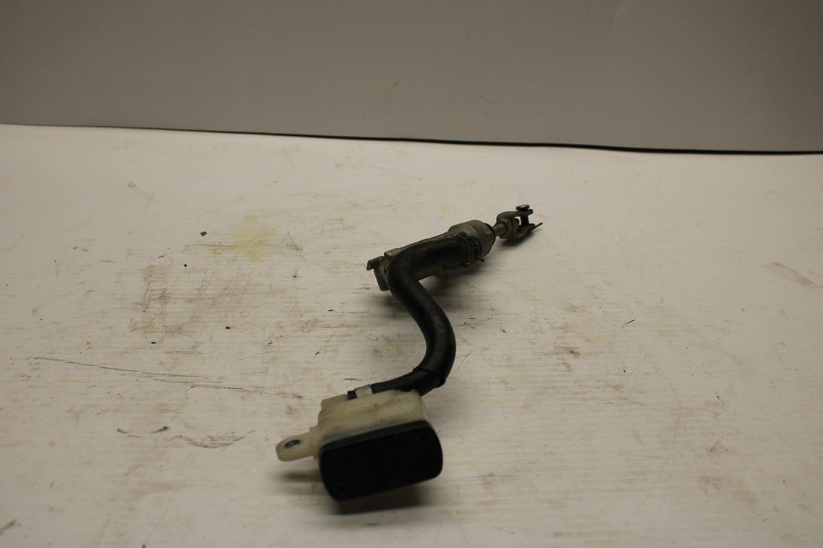 06-07 SUZUKI GSXR600 REAR BACK BRAKE MASTER CYLINDER W RESERVOIR BB245