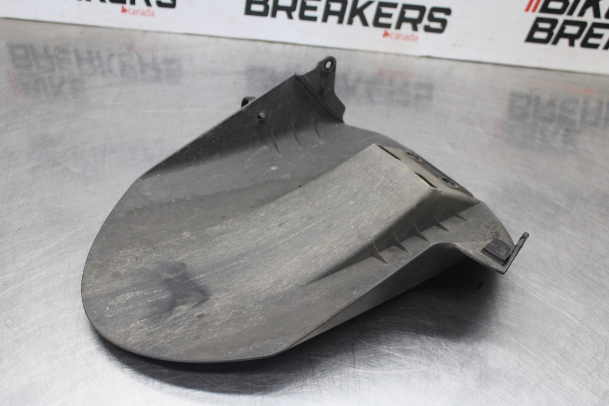 04-05 KAWASAKI NINJA ZX10R REAR BACK WHEEL TIRE HUGGER FENDER BB931