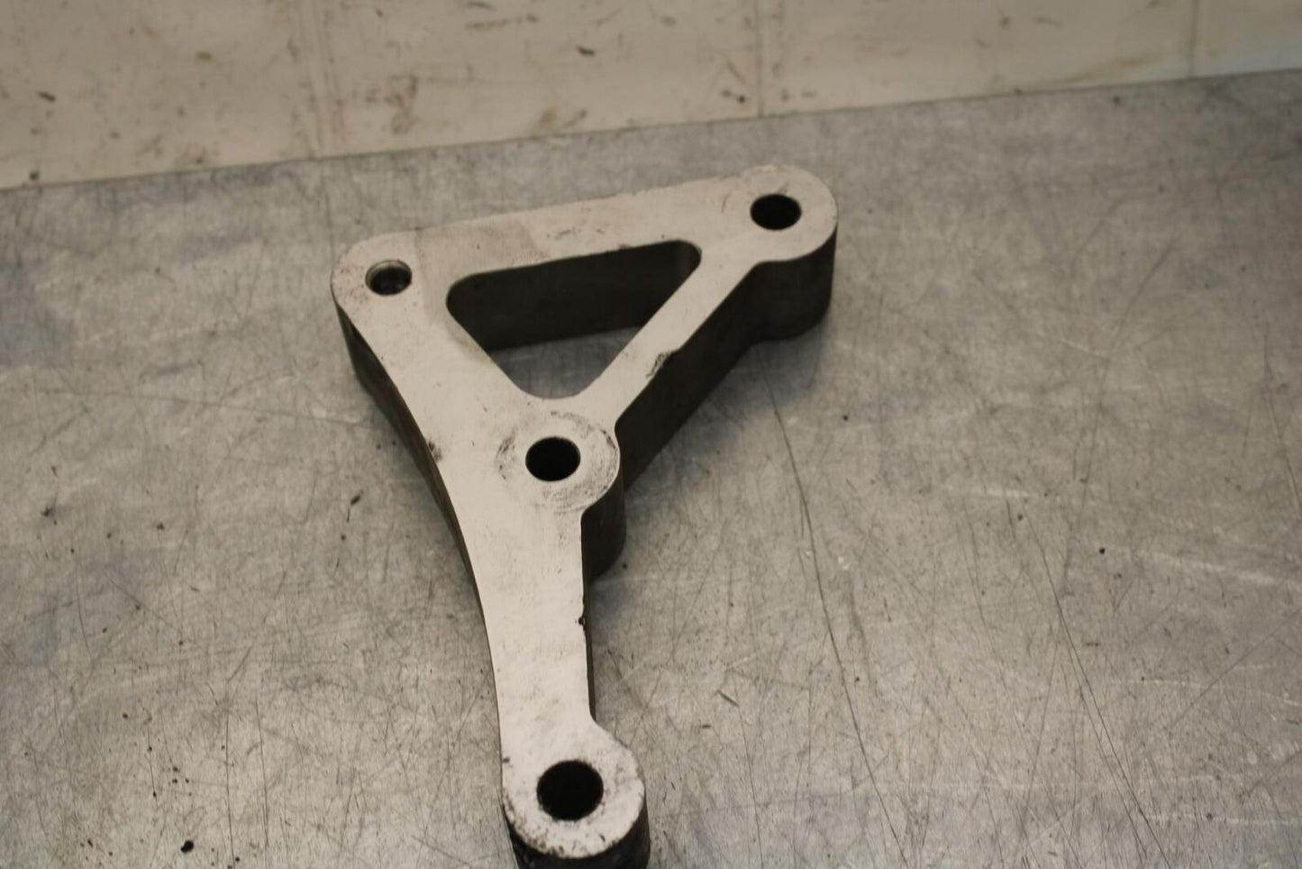 2007 Yamaha YZF R6S REAR DOGBONE SHOCK LINKAGE LINK BB594