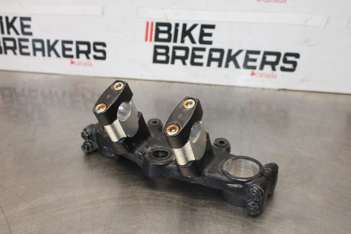 06 KAWASAKI KLR650 FORKS UPPER TRIPLE TREE CLAMP BB919