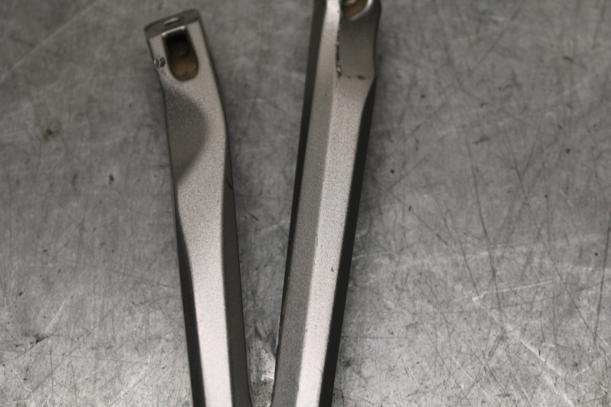 07-08 YAMAHA YZF R1 REAR BACK PASSENGER PEG SET PAIR BB724