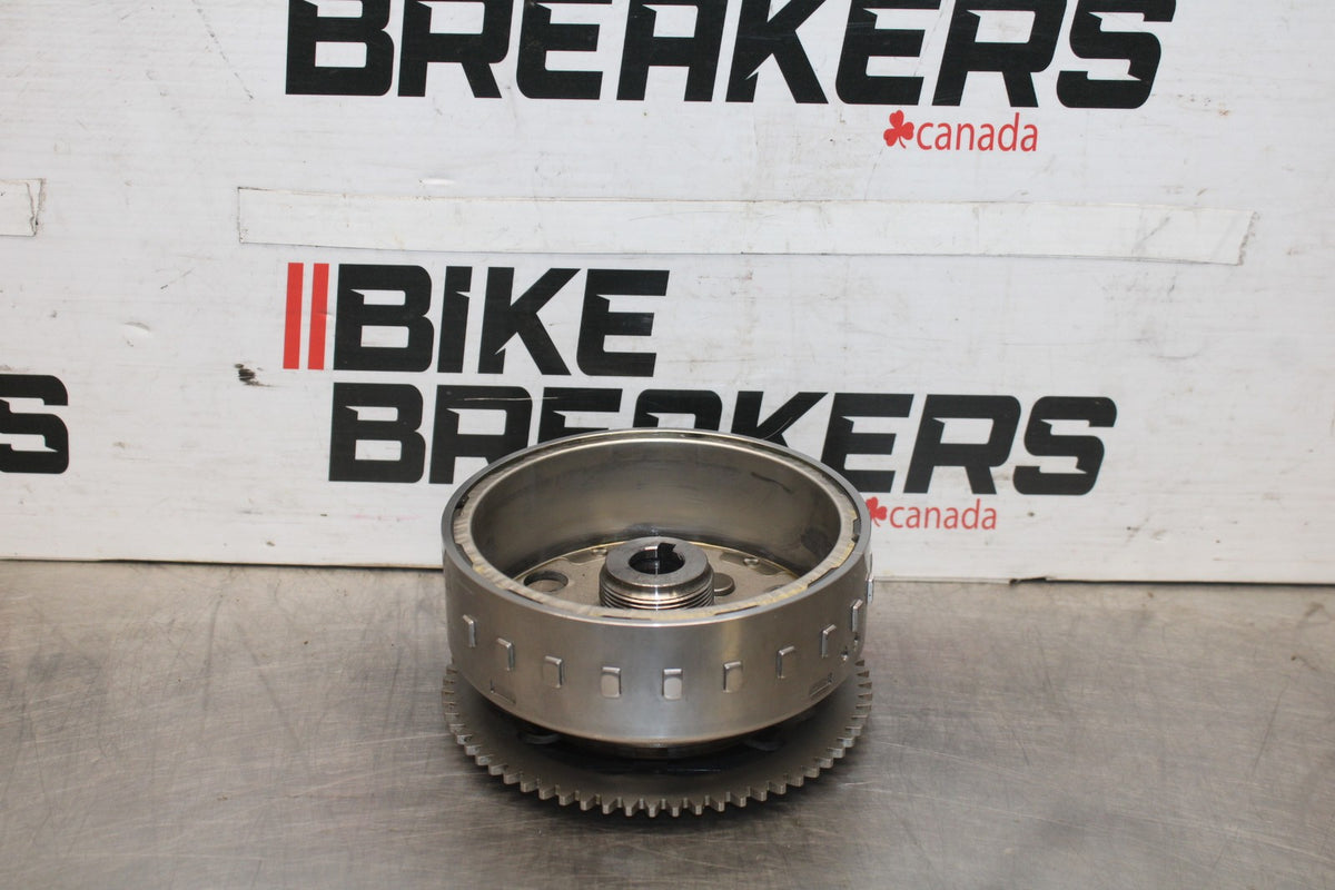 19-24 YAMAHA R3 STATOR MAGNETO ALTERNATOR GENERATOR FLYWHEEL ROTOR BB942