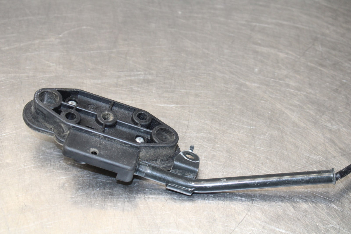 08 SUZUKI SV650 REAR PASSENGER SEAT LATCH LOCK ASSEMBLY BB846