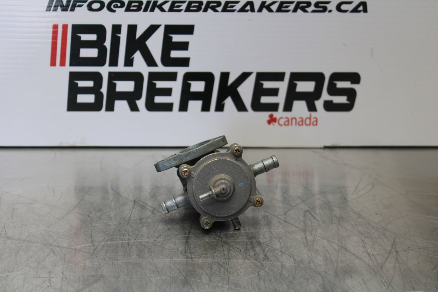 98-05 HONDA SUPER HAWK 1000 VTR1000F FUEL GAS TANK PETCOCK SHUT VALVE BB152