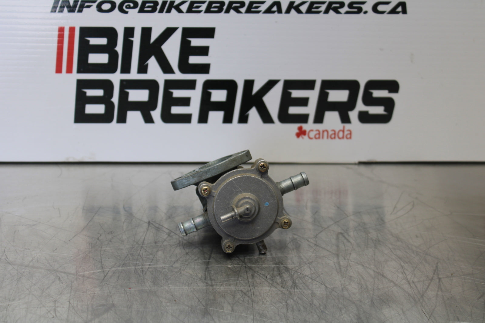 98-05 HONDA SUPER HAWK 1000 VTR1000F FUEL GAS TANK PETCOCK SHUT VALVE BB152