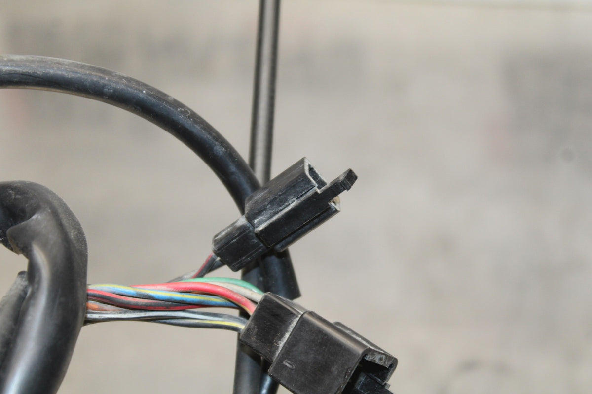 98 KAWASAKI NINJA ZX6 LEFT CLIP ON HORN SIGNALS SWITCH & CHOKE CABLE BB870