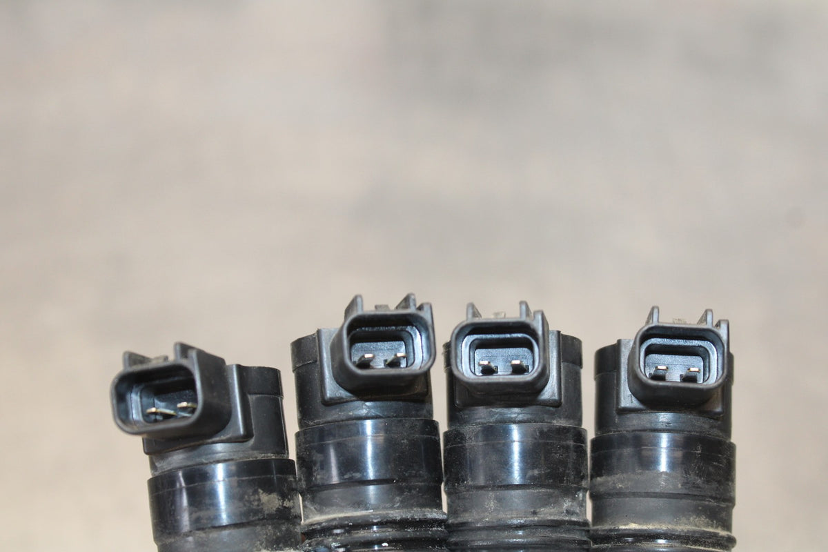 08 KAWASAKI NINJA ZX10R IGNITION COILS COIL SPARK PLUG CAPS BB902