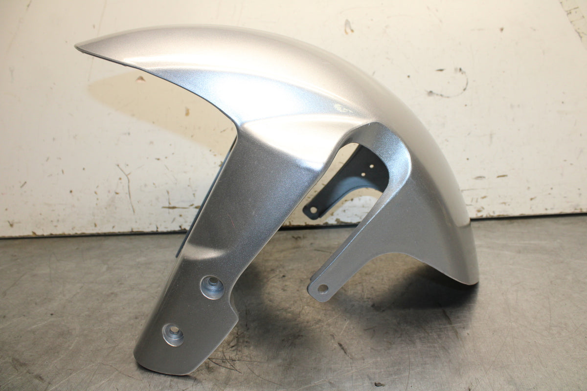 08-10 SUZUKI GSXR 600  AFTERMARKET FRONT WHEEL FENDER COWL FAIRING BB630