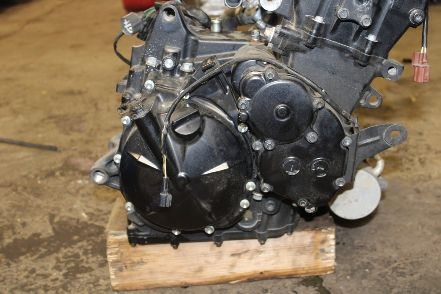 08 KAWASAKI NINJA ZX10R ENGINE MOTOR BB201