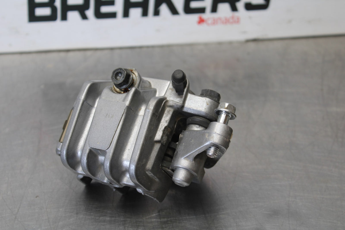 03 HONDA SHADOW SPIRIT 750 VT750DC LEFT FRONT BRAKE CALIPER BB907