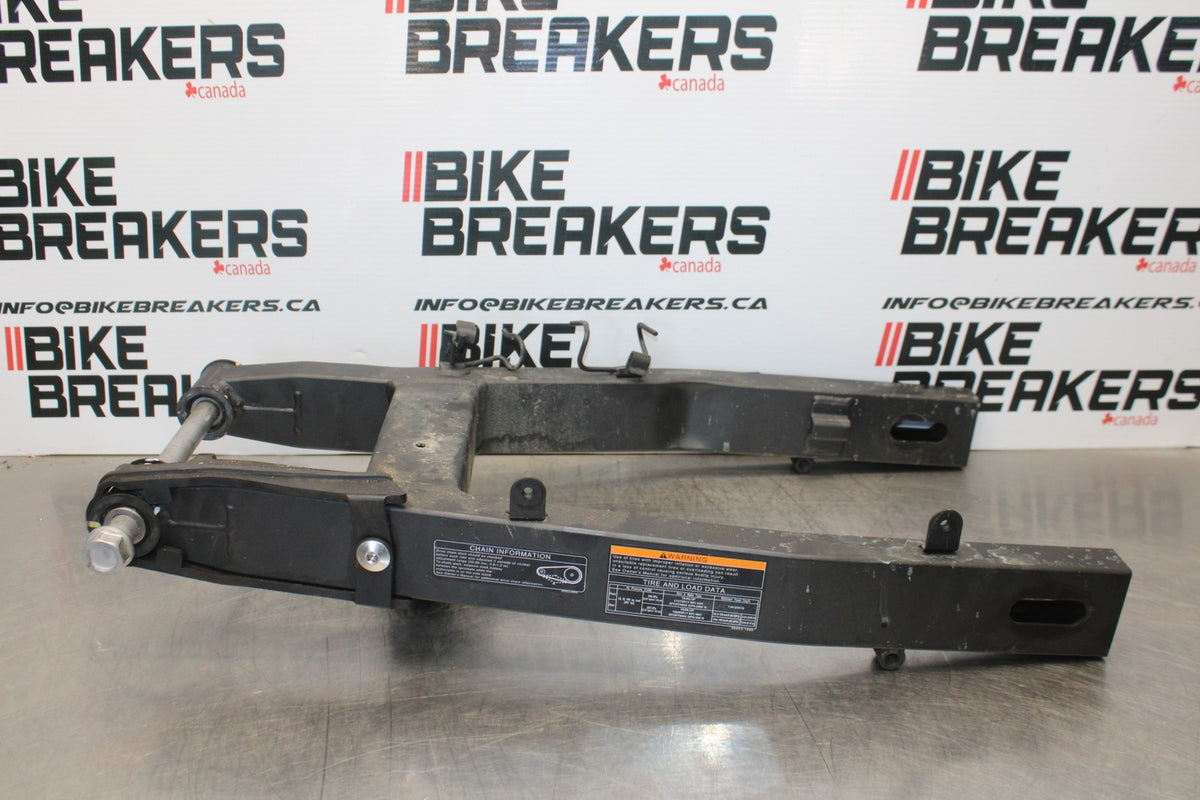 18-23 KAWASAKI NINJA 400 EX400 ABS REAR SWINGARM BACK SUSPENSION SWING ARM BB192