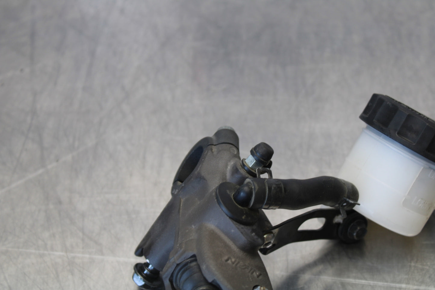 21 KAWASAKI NINJA ZX6R FRONT BRAKE MASTER CYLINDER BB647