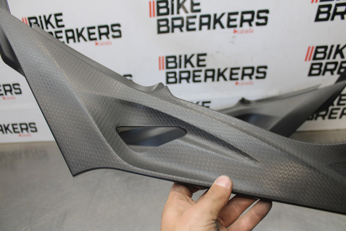 17-20 BMW S1000R RIGHT LEFT FRONT SIDE SEAT PANELS TRIMS COWLS FAIRINGS BB909