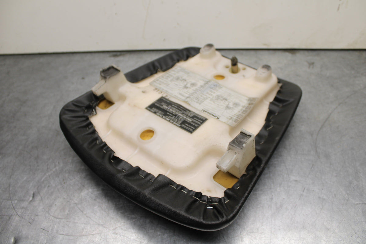 00-02 KAWASAKI NINJA ZX6R REAR BACK PASSENGER TANDEM SEAT SADDLE PILLION  BB750
