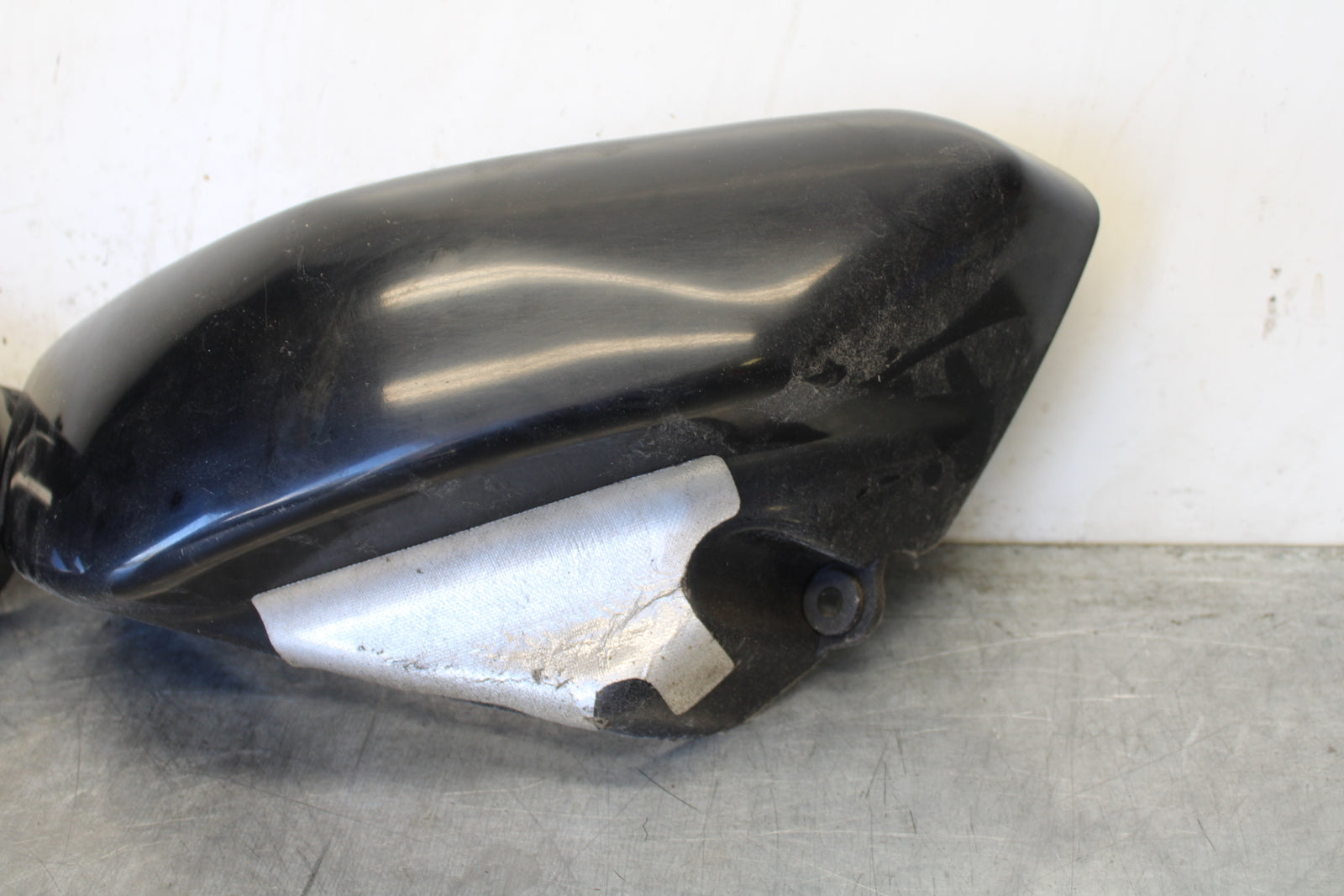 04 SUZUKI INTRUDER 800 SIDE COVER PANEL COWL FAIRING BB758